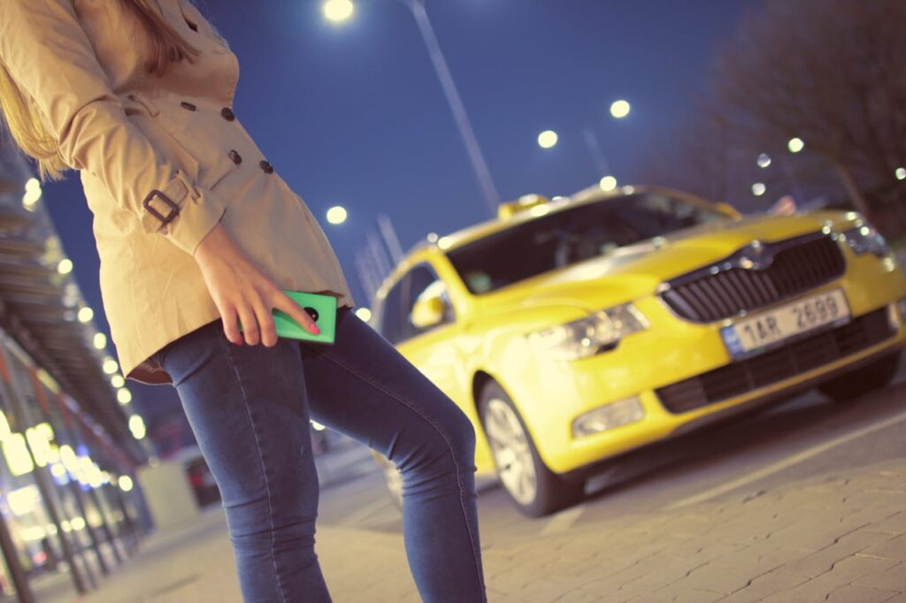 How Much is a Taxi from Pompano Beach Airport to Downtown?